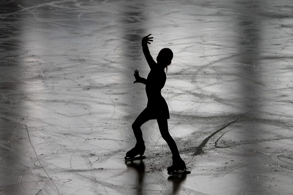 figure skating, runner, figure skater-3198861.jpg